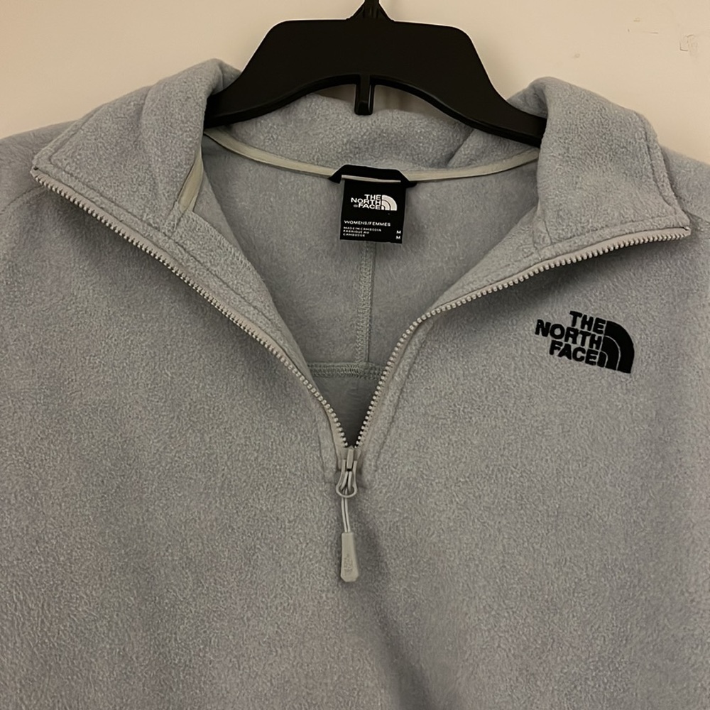 The North Face 100 Glacier Cropped 1/4 zip fleece